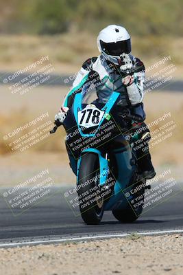 media/Mar-22-2025-CVMA (Sat) [[462c0ffedb]]/Race 12-Supersport Middleweight/